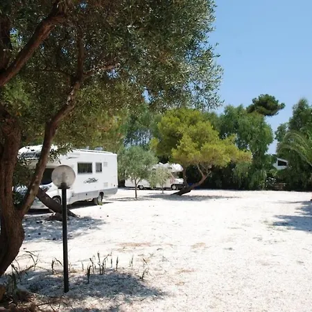 Punta Milocca Sleeps 2 Wifi T764345 Апартаменты Terrauzza