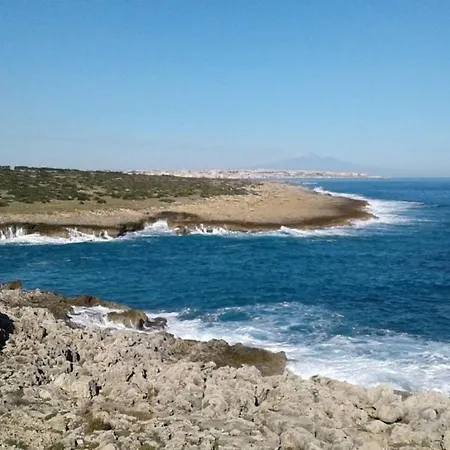 Punta Milocca Sleeps 2 Wifi T764345 Апартаменты *